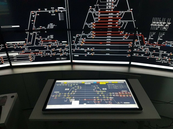 Iskra d.d. in Bombardier Transportation iz Italije sta uspešno oddala ponudbo za nadgradnjo Signalizacije in zapornih sistemov na koridorju D (Zidani Most-Šentilj-Avstrijska meja) na slovenski železniški mreži.