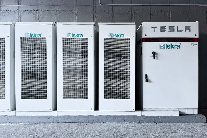 cilji-trajnostnega-razvoja/Thumbnails-1000x667-Tesla-baterije_b
