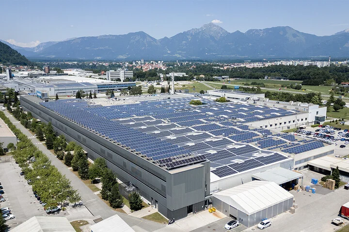 sustainable-dev-1/Thumbnails-1000x667-PV-Iskra